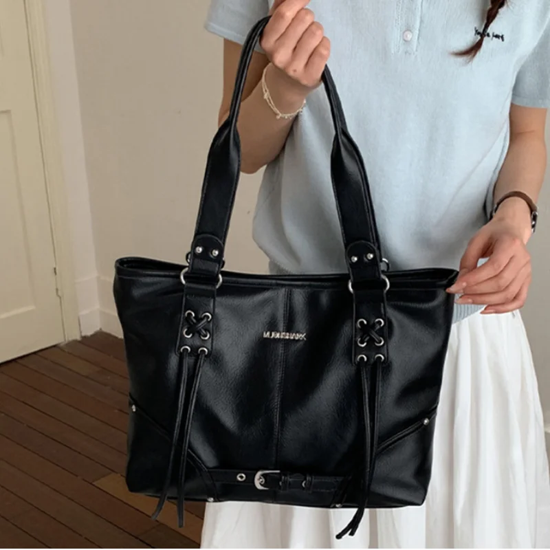 

Women Retro PU Leather Shoulder Bag Solid Color Handbag Tassel Belt Buckle Large Capacity Bag Travel Leisure Shopping Tote Bag
