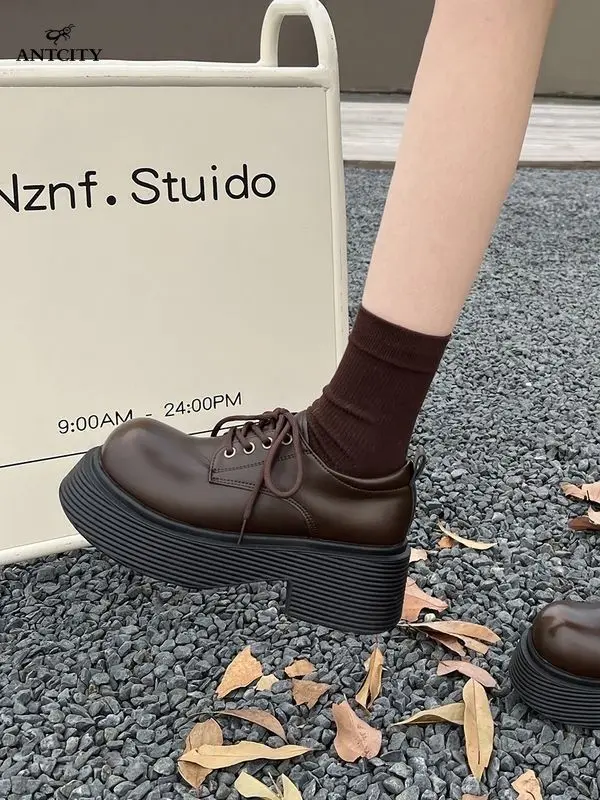 Retro Japanese Brown Thick Sole Height-Increasing Leather Women\'s Skirt Spring 2024 New Height Increasing Big Head Derby Shoes