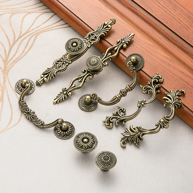 Antique Cabinet Knob Cupboard Drawer Hardware Zinc Alloy Retro Bronze Closet Dresser Furniture Handle Kitchen Drawer Handles