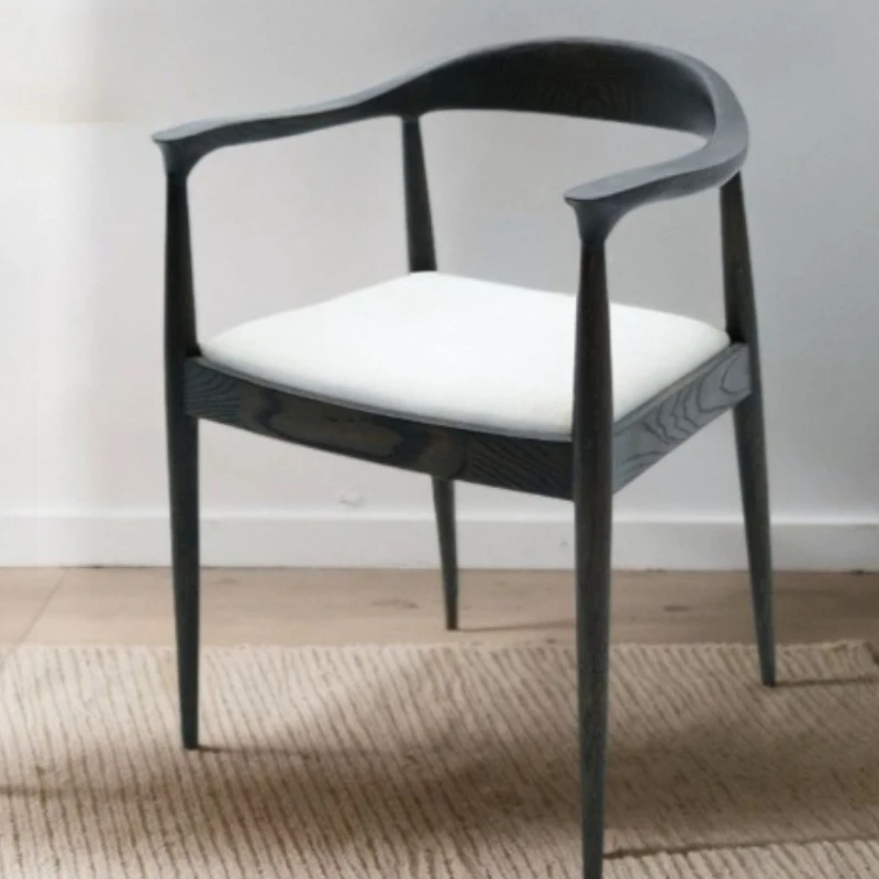 Black solid wood conference chair, simple and modern, coffee shop restaurant chair