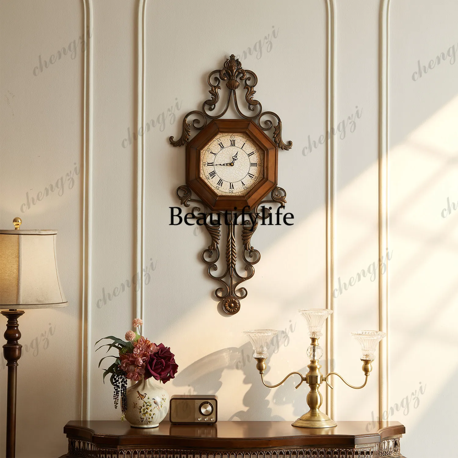 Solid wood retro American wall clock creative clock, silent living room European personalized fashion home decoration
