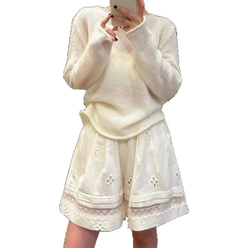 

Hollow Lace Patchwork Wide Leg Versatile Shorts for Women in Summer 2025