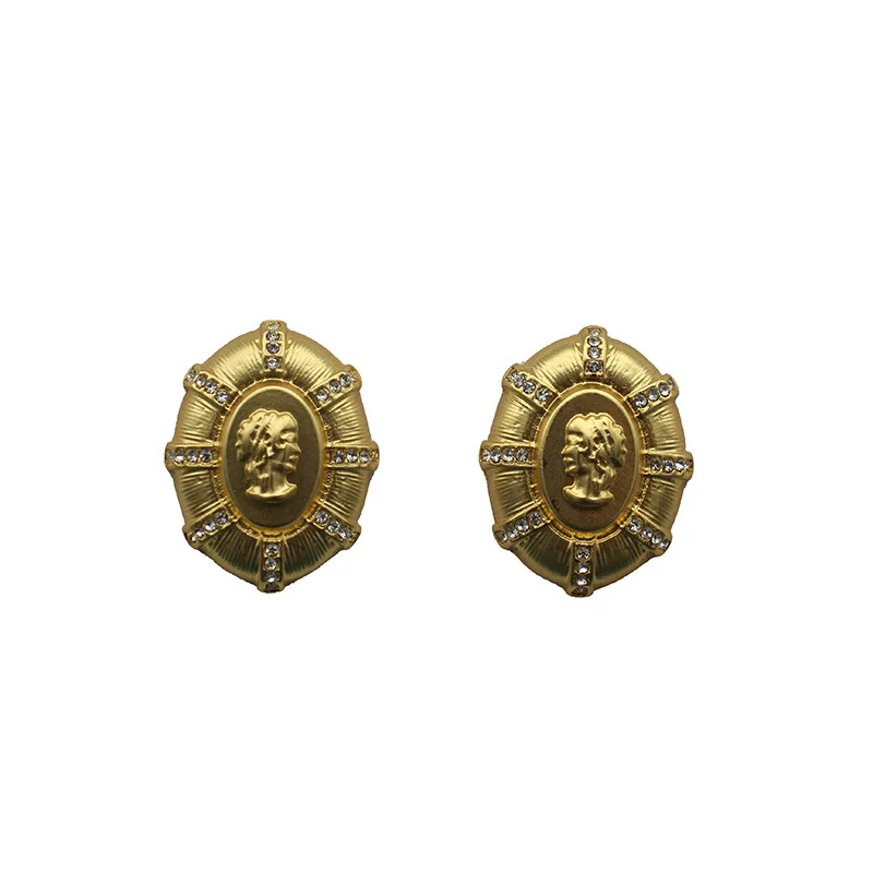 Byzantine-style Head Portrait Necklace, Solid Gold Earrings and Necklace Set, Exotic Flair 5