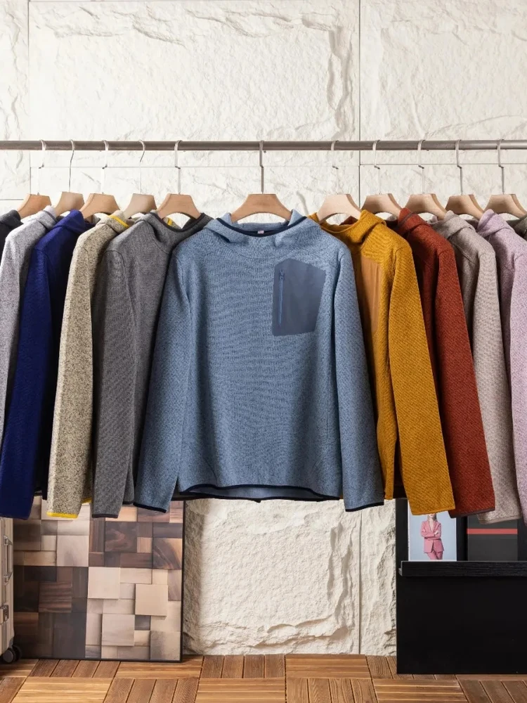 

Мягкая легкая толстовка с флисовой подкладкой в американском ретро-стиле для мужчин, удобная, свободного кроя, с длинными рукавами и круглым вырезом.