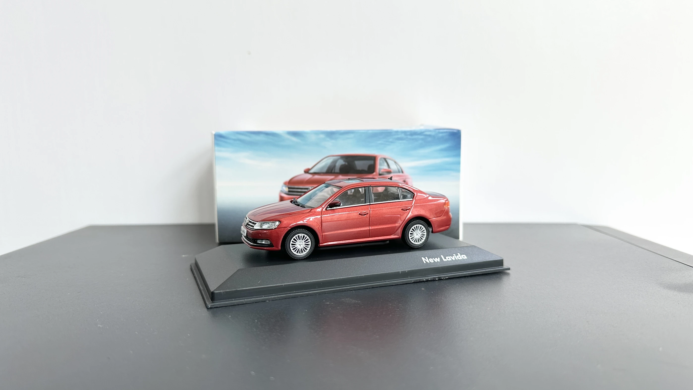 1-43-オリジナル上海vwニューラヴィダシミュレーション合金車モデル