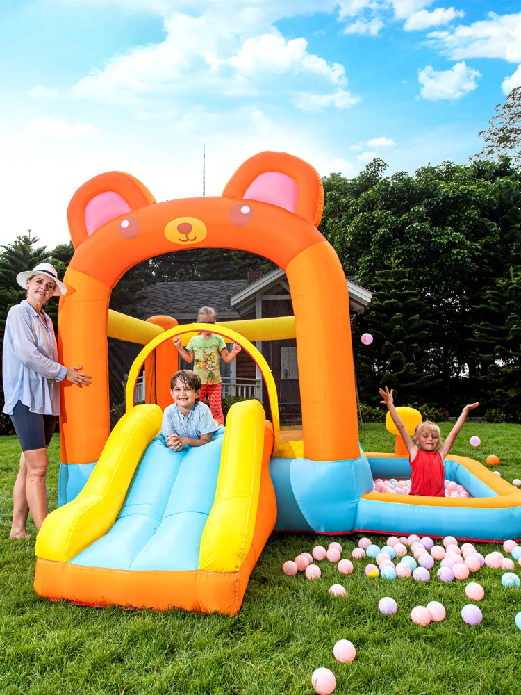 Small Children's Trampoline Slide Trampoline Trampoline in Bear Inflatable Castle