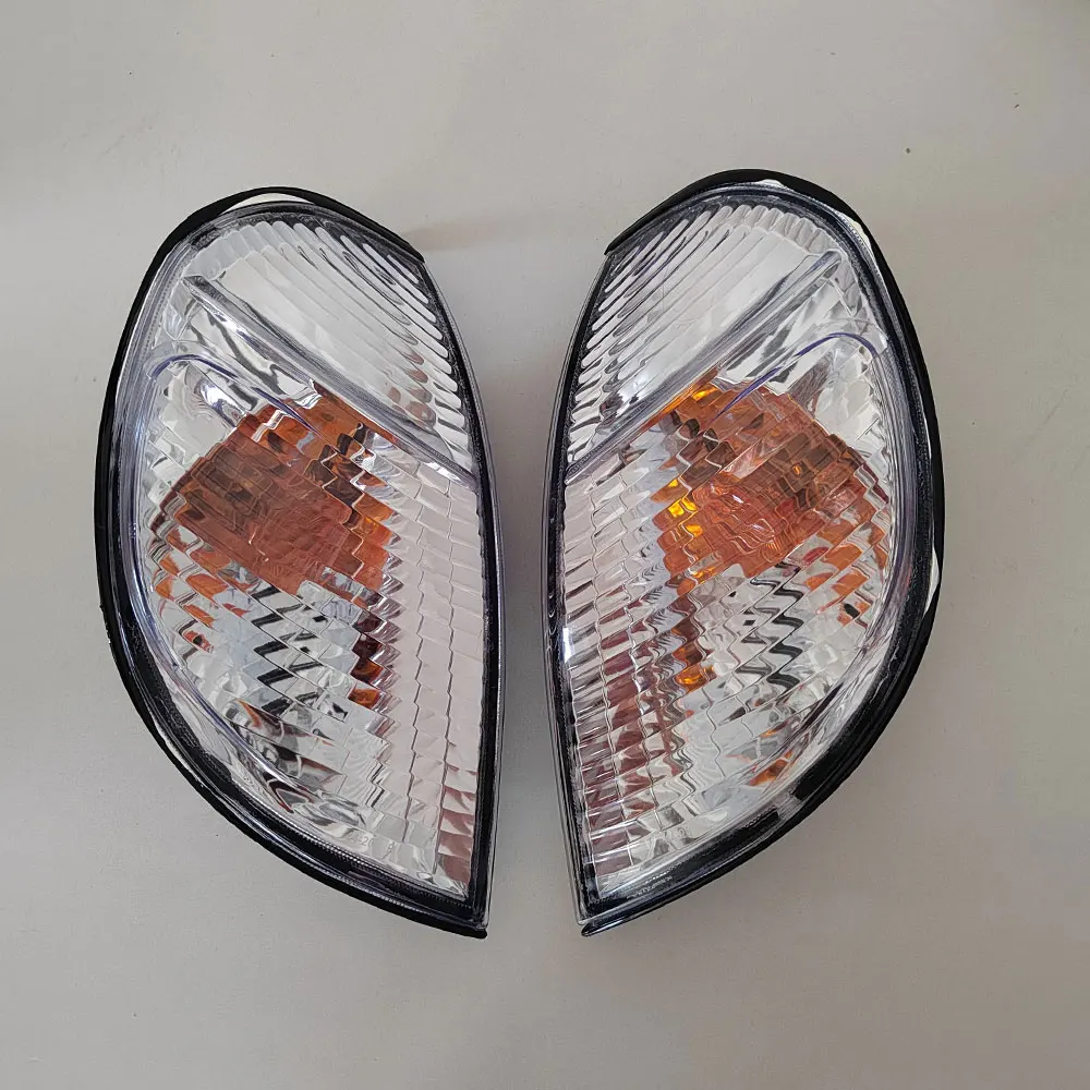

2 Pcs Car Turn Signal Light Lamp For Toyota Nadia SNX10/15 1998-2001 8152144050 Automobile Front Corner Light 8151144050