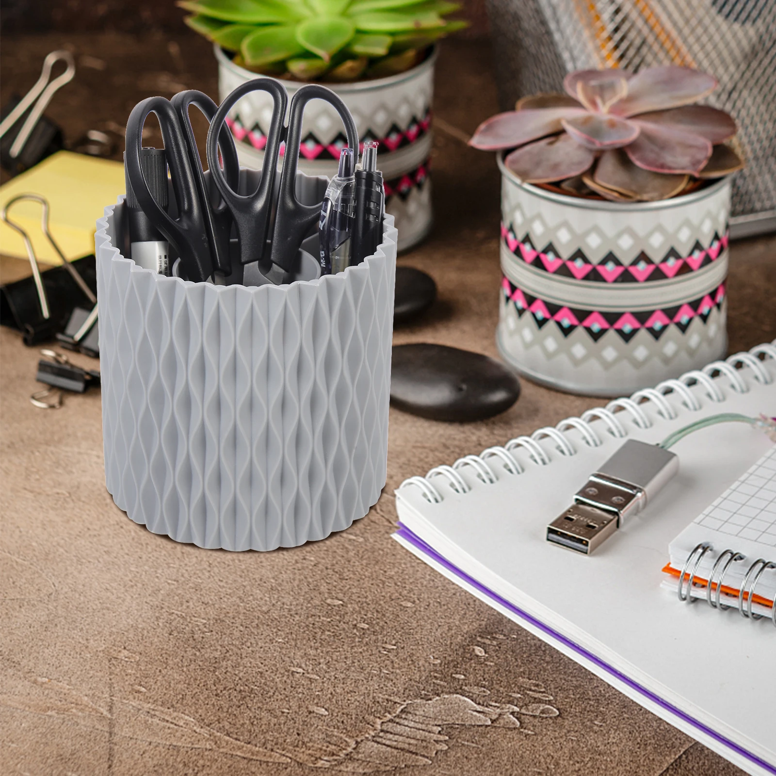 

Rotating Makeup Brush Container Multifunctional Desk ganizer Pen Pencil Holder Stationery Storage Bucket Plastic Wear Resistant