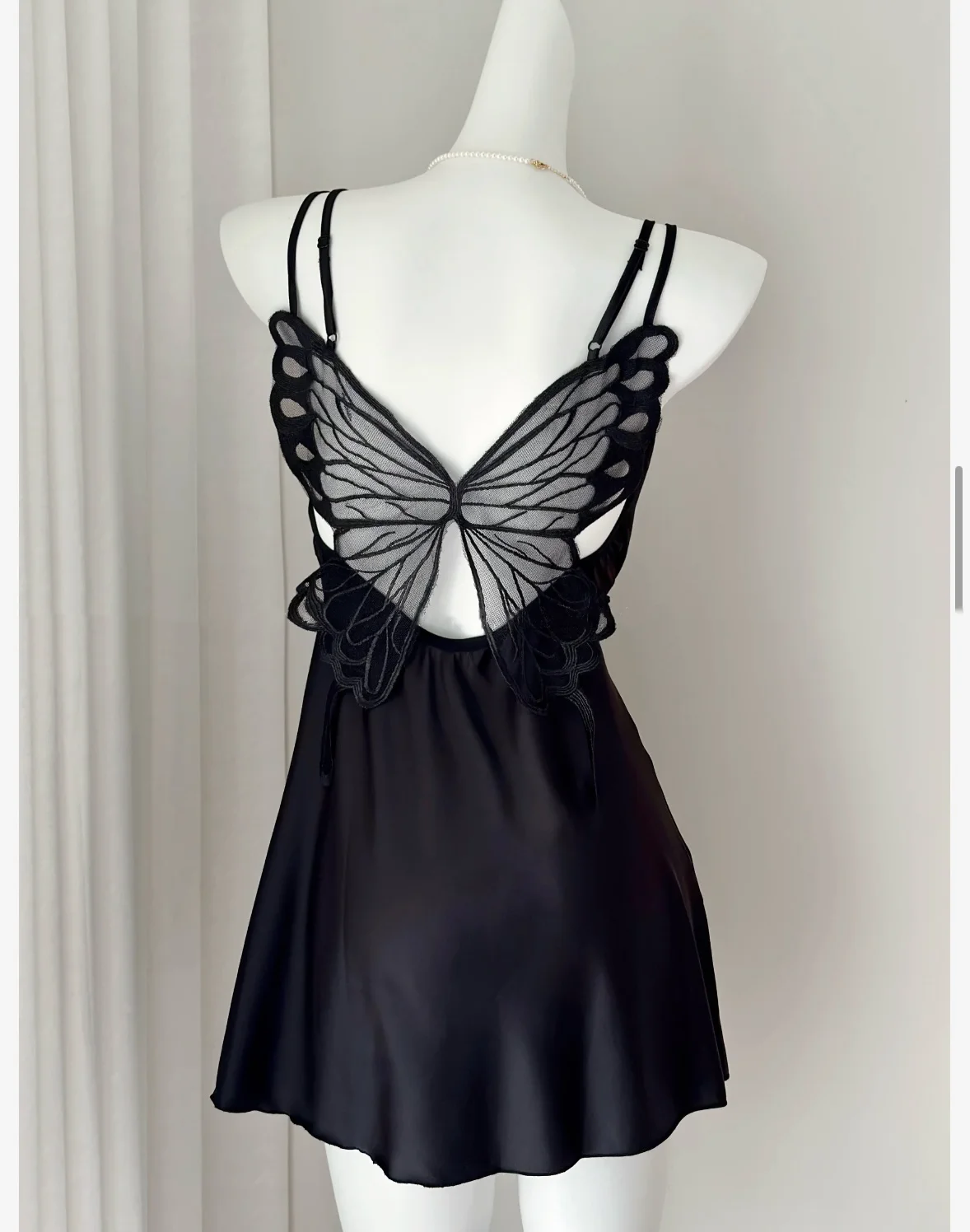 

Summer new style butterfly lace hollow back women's satin silk suspender nightgown sexy and interesting