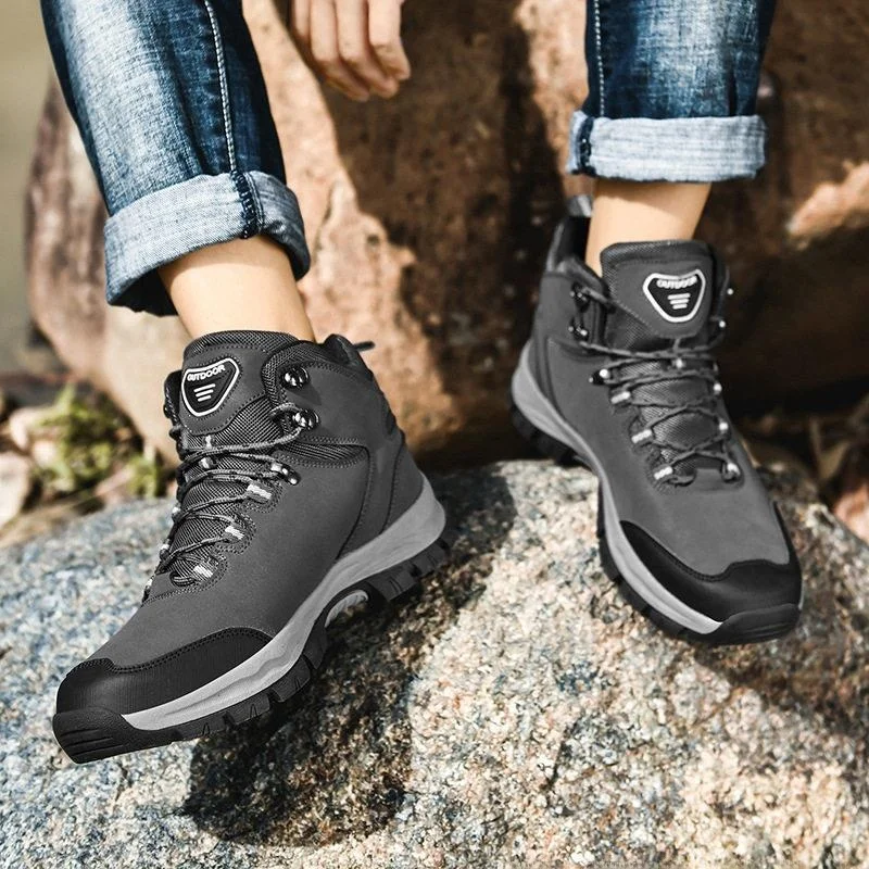 Winter Mid-Cut Snow Boots Outdoor Hiking Shoes Large Size 48 Men's Anti-Slip Mountain Climbing Shoes Northeast
