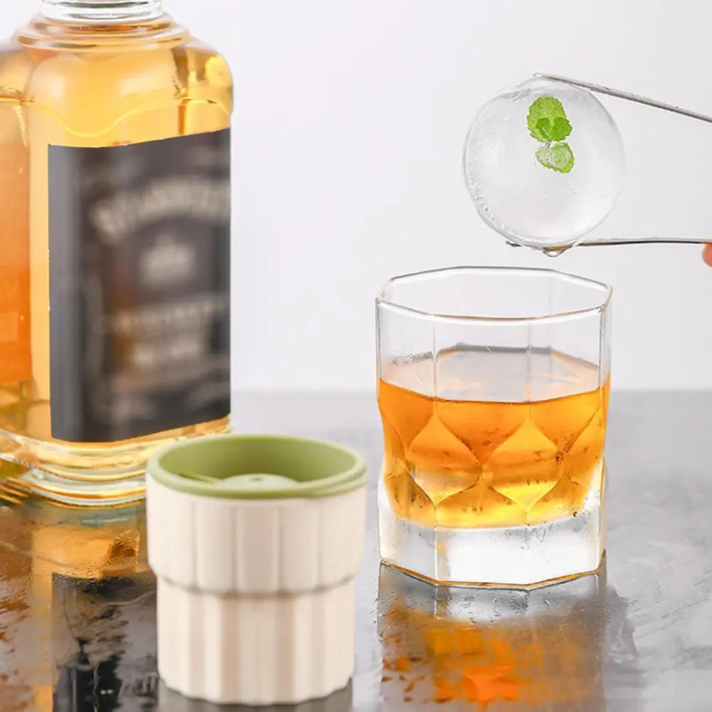

1pcs Portable Silicone Ice Ball Maker Spherical Ice Making Mold Reusable Whiskey Ice Cube Tray​​ Summer Freezer Ice Ball Mold