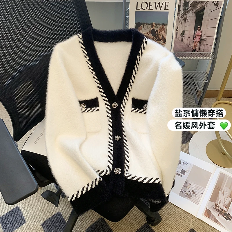 

Women's White Mohair Cardigan Knitted Sweater 90s Y2k Long Sleeve V-Neck Sweater Jumper Harajuku Vintage 2000s Aesthetic Clothes