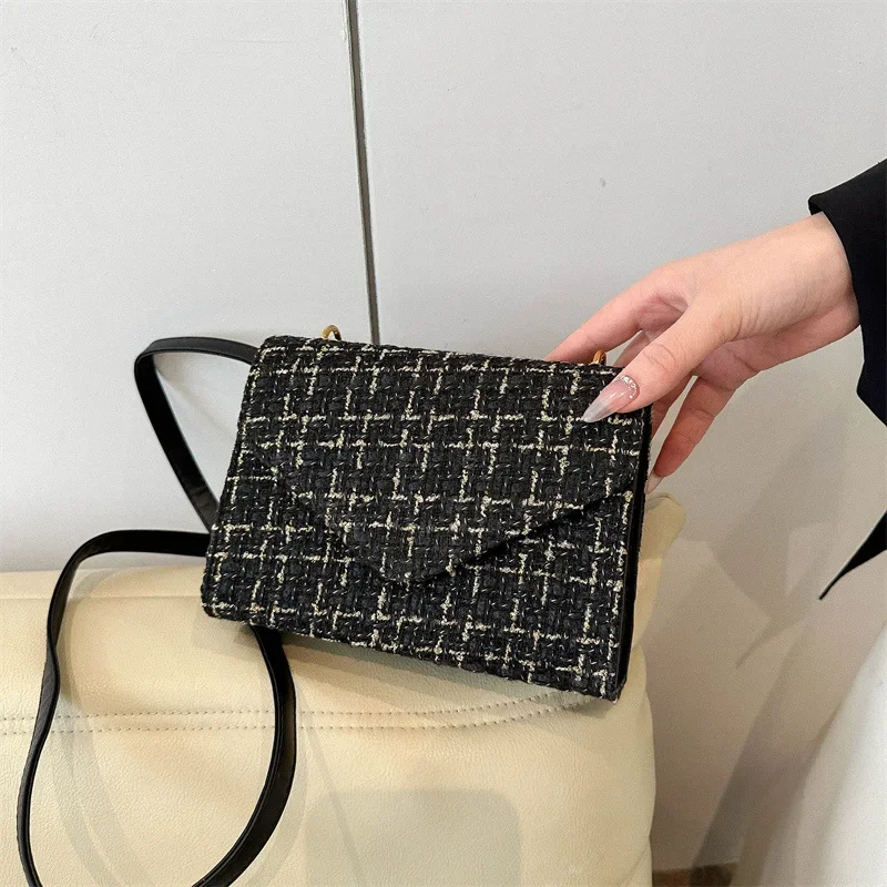 Popular Fashion Temperament Commuting Small Crossbody Bag Women's Winter Versatile Crossbody Bag Small Square Shoulder Bag