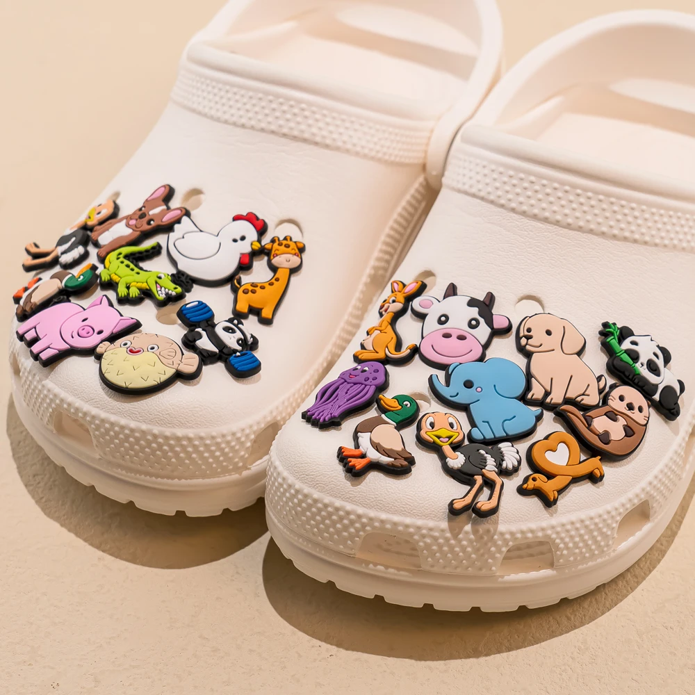 Cute Animals Shoe Decorações Pins, Cat, Panda, Cow Pig, Kids, Boy, Girls, Favor Gifts Acessórios, 1Pc