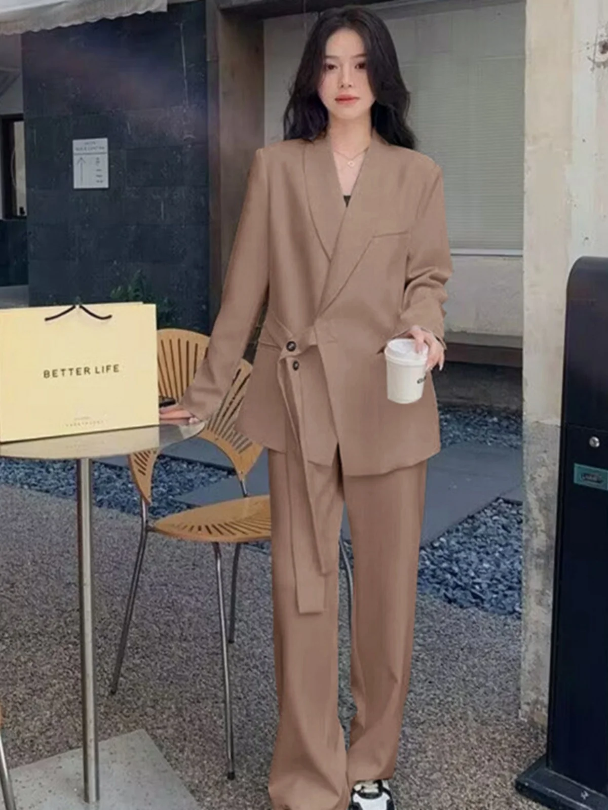 

Весна 2024, повседневный свободный корейский вариант пальто и широкие брюки, комплект из двух предметов Sli, верхняя одежда Ele, женская мода