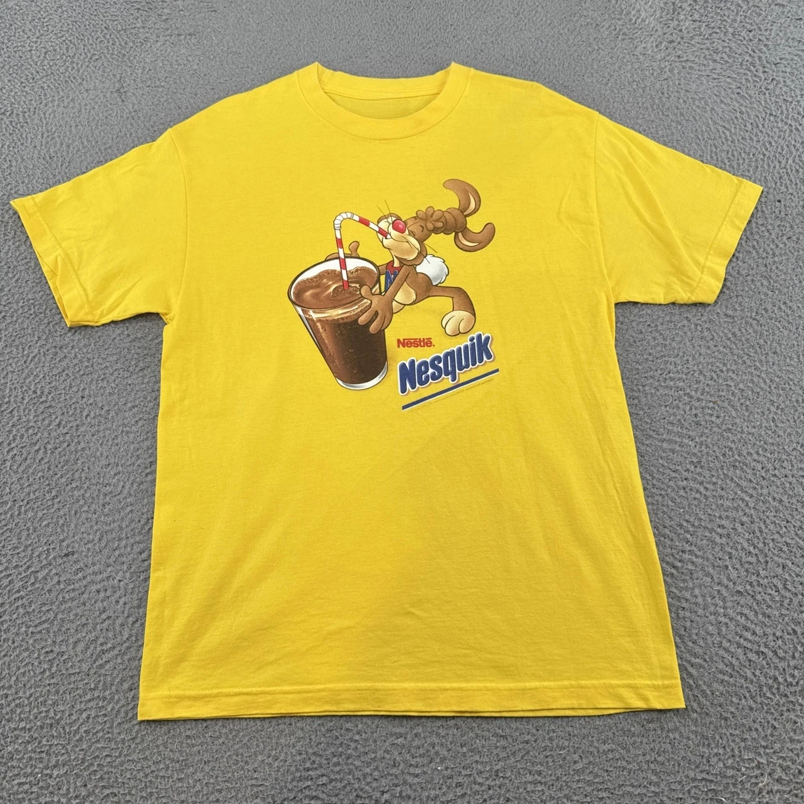 Vintage N--esq--uik Chocaolate Drink Mix Promo Bunny Graphic Shirt Y2K Both of Men and Women