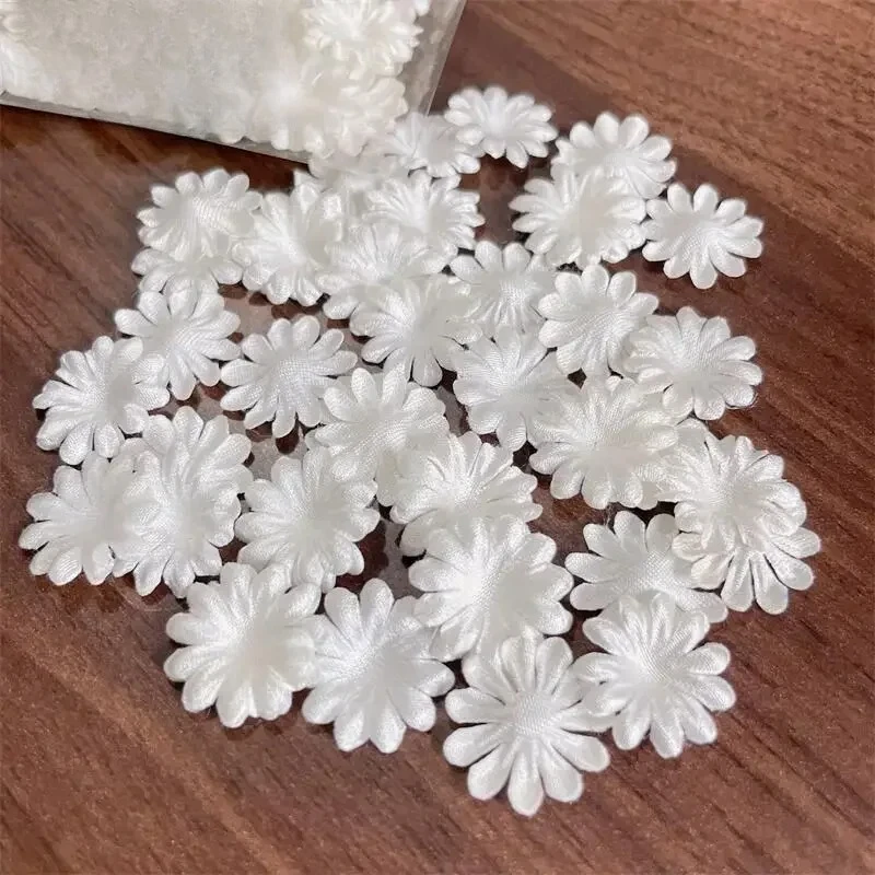 

1.7cm New Handmade 3D Embossed Satin Small Chrysanthemum Petals for Wedding Dress, DIY Headdress, Designer Trim Accessories