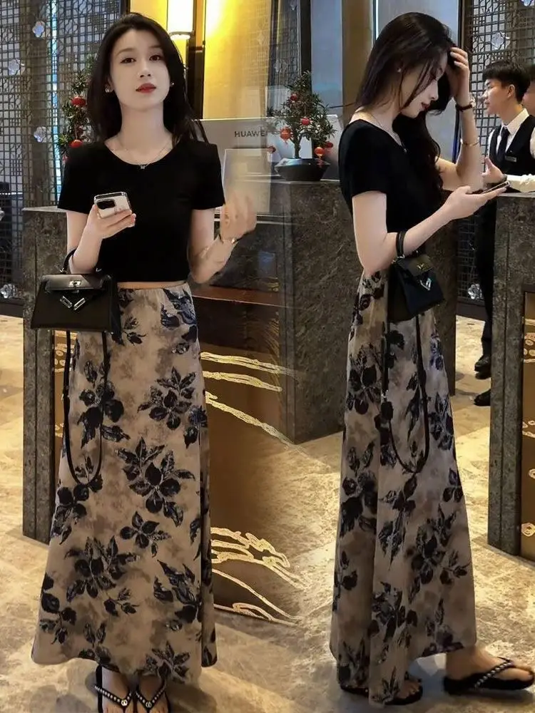 

Summer Fashionable Pure Color Versatile Slimming Short Sleeve Print Halter Neck Dress Two-Piece Set for Women