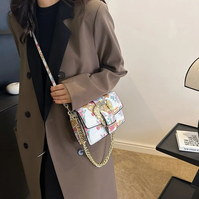 Elegant Large Capacity Diaper Bag Women Niche Designer Handbag Leather Shoulder Crossbody Purse Tote Satchel Retro Trendy