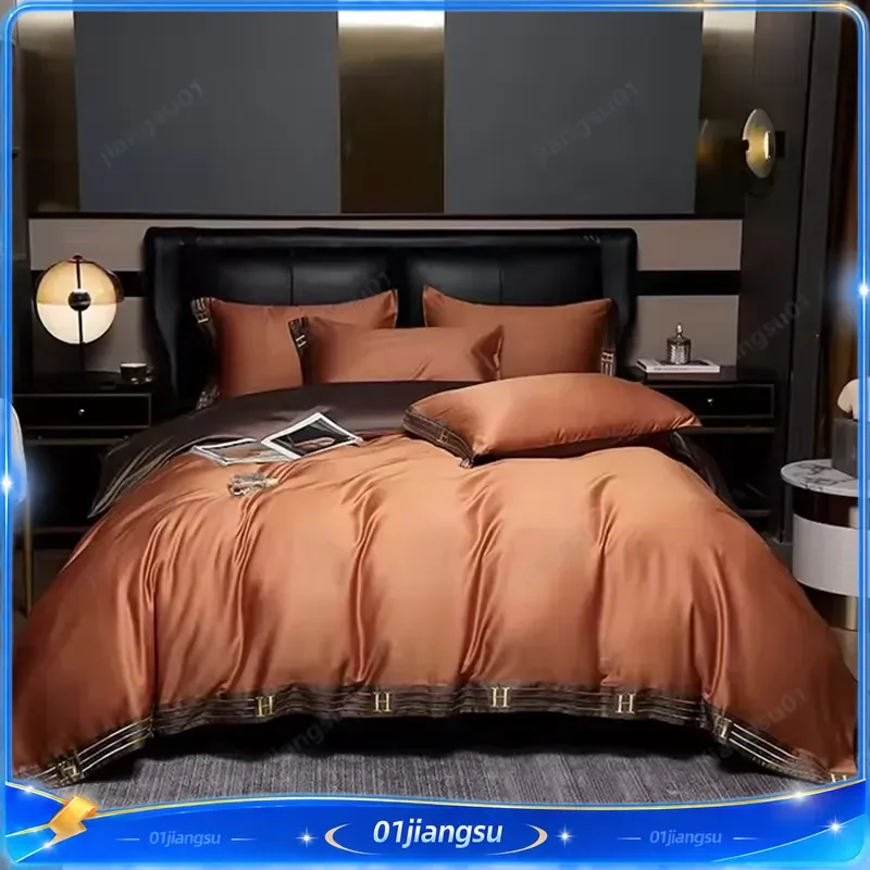 210TC High End Double Stranded Long Staple Cotton 100 Percent Pure Cotton Bed Sheet Duvet Cover 4 Piece Bedding Set Luxury
