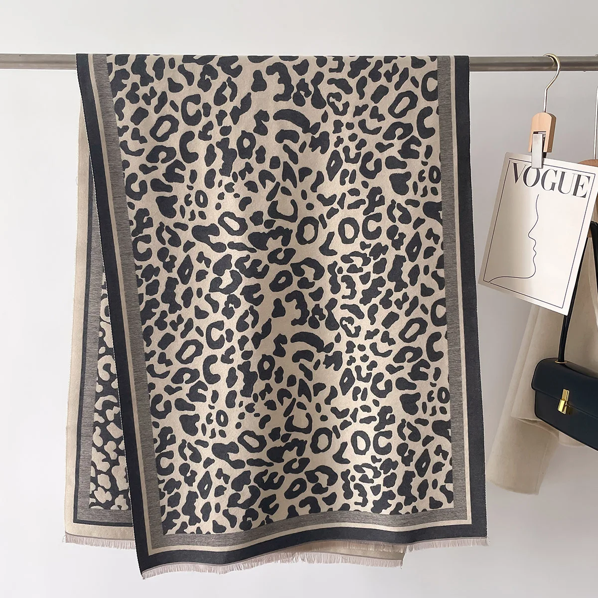 Leopard Print Cashmere Winter Poncho Scarf Women Luxury Design Double Sided Warms Shawls Thick Warp Blanket Bufanda Accessories