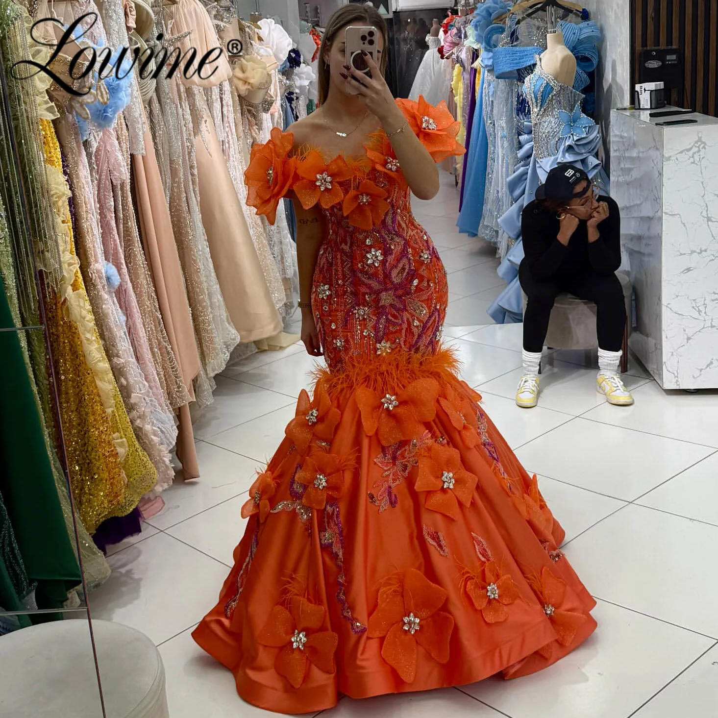 

Feathers Orange Prom Dress Mermaid Celebrity Dresses 2026 Customized Arabic Women Evening Gown Formal Occasion Party Dresses