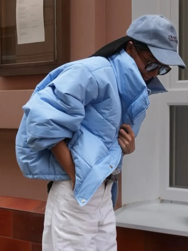 

Chic Blue Stand Collar Short Cotton Coat Women Casual Long Sleeves Loose Warm Zipper Jacket 2025 Winter Commute Street Outwear