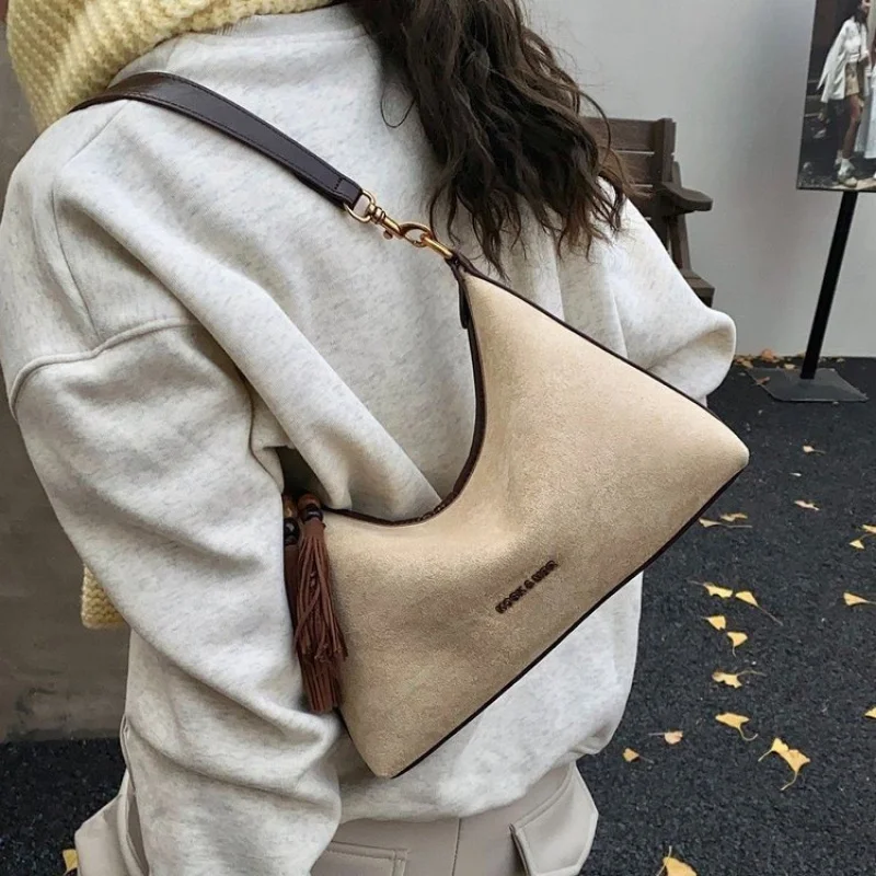 حقيبة كروس نسائية متطورة مصنوعة من الجلد بطباعة كاراكال، مدمجة من تالين عتيقة وواسعة وناعمة يوميًا #2