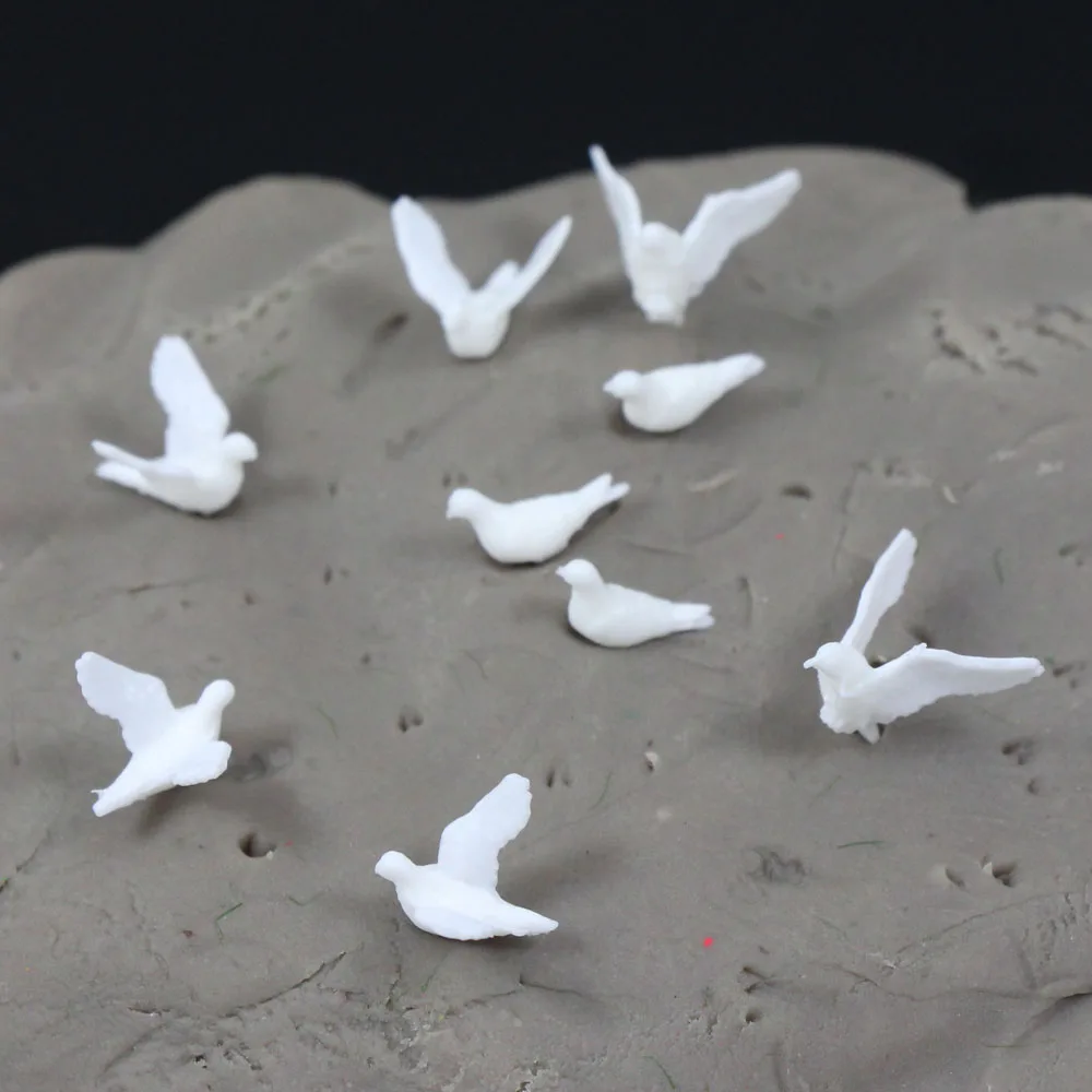 GY26075 24pcs O Scale 1:43 Plastic Small Toy Pigeon Dove Bird of Peace for Model Park Garden