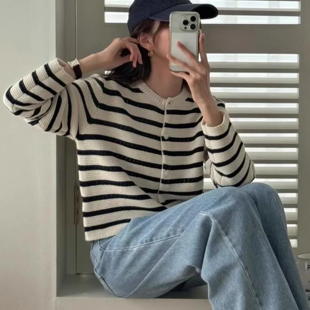 سترة نسائية محبوكة من Thiened مستديرة Ne شريطية للتخسيس ناعمة للخريف والشتاء ملابس خارجية كورية