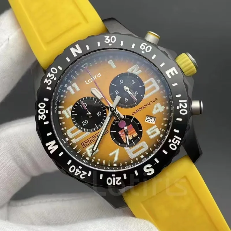 2025 Nuovo orologio da regalo Orologio da uomo minimalista di lusso a tre aghi automatico per appuntamenti per auto Orologio da uomo al quarzo con cinturino in pelle premium