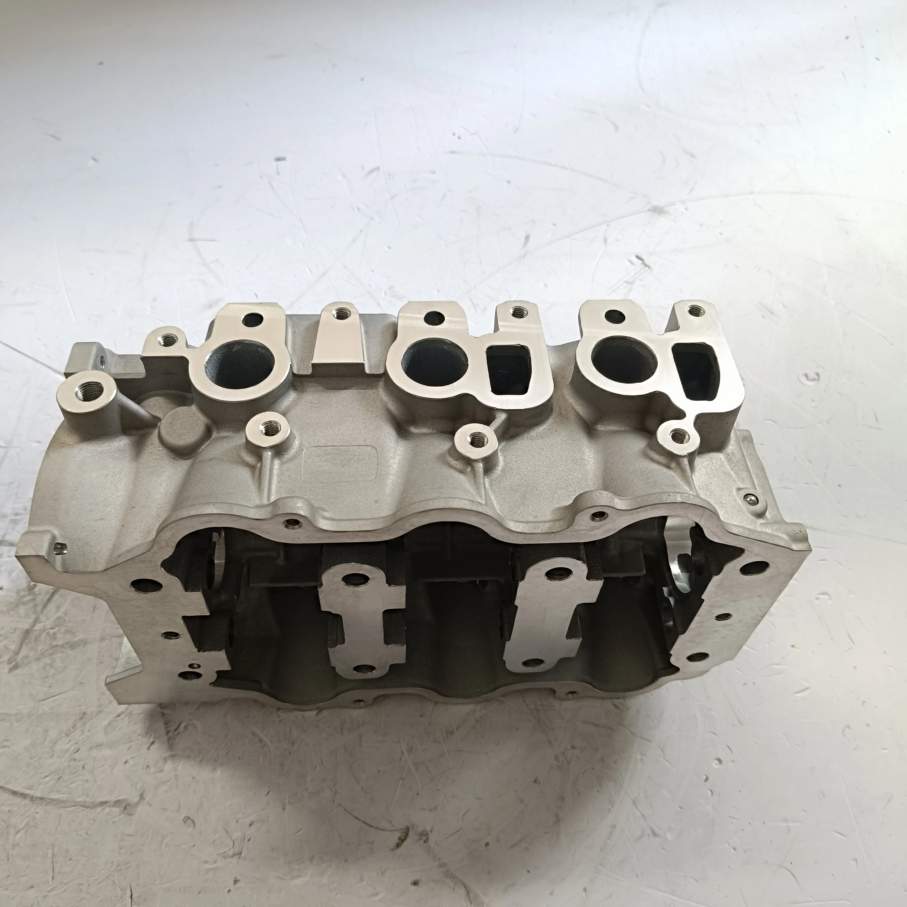 Auto Parts Factory Price 376Q Cylinder Head For Daihatsu G100 TJ7100