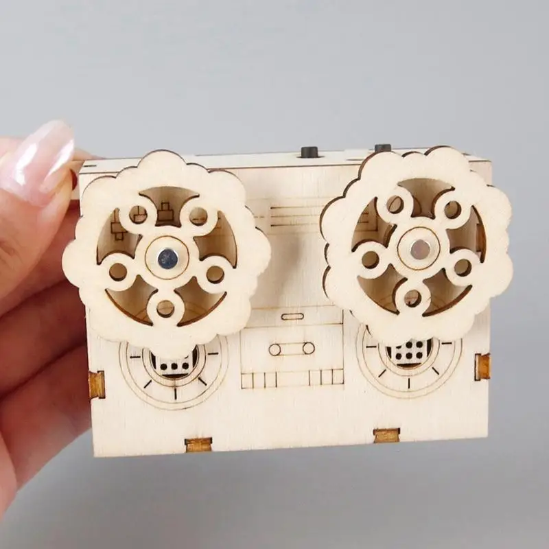 Wooden Science Building Set with DIY Gramophone Assembly, Interactive Sound and Mechanical Learning Model for Home Learning