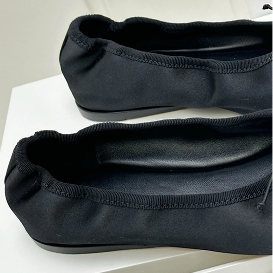 Maxdutti Minimalist Silk Ballet Shoes Woman Grandma Shoes French Retro Bow Commuting Casual Loafers Woman Shoes Flats 2026