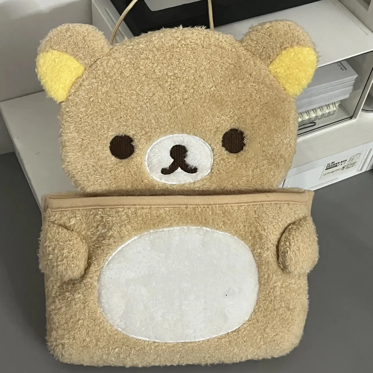 Kawaii Anime Rilakkumas borsa portaoggetti da appendere alla parete Cartoon Rilakkumas Bear Door Hanging Bag peluche articoli vari borsa