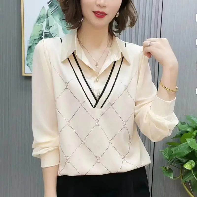 Spring and Autumn Fashion Chic Shirt Trendy Women Contrasting Color Patchwork V Neck Turn Down Collar Button Fake Two Pieces Top