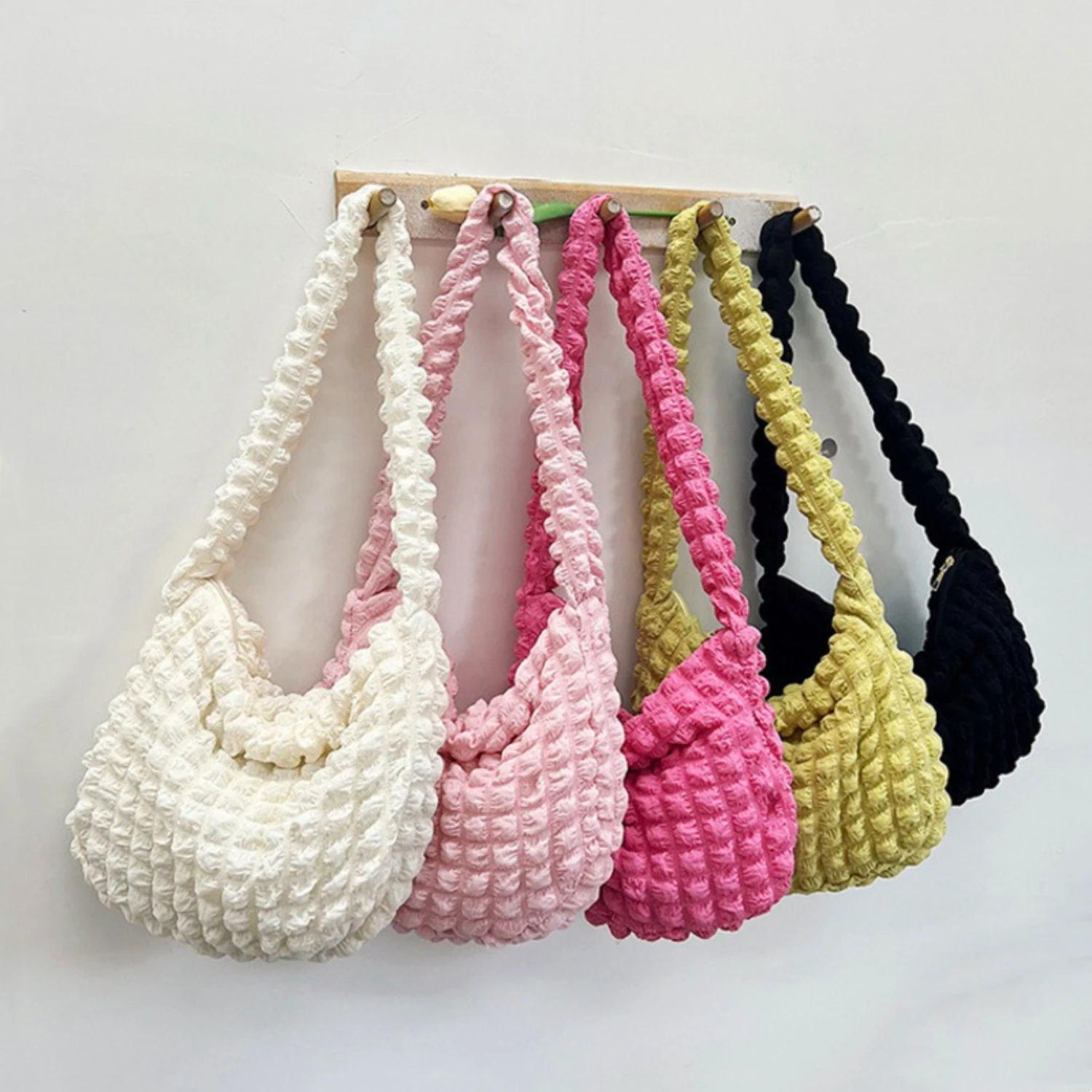 

Ruched Crossbody Bag for Women: Aesthetic Cloud Shoulder Bag