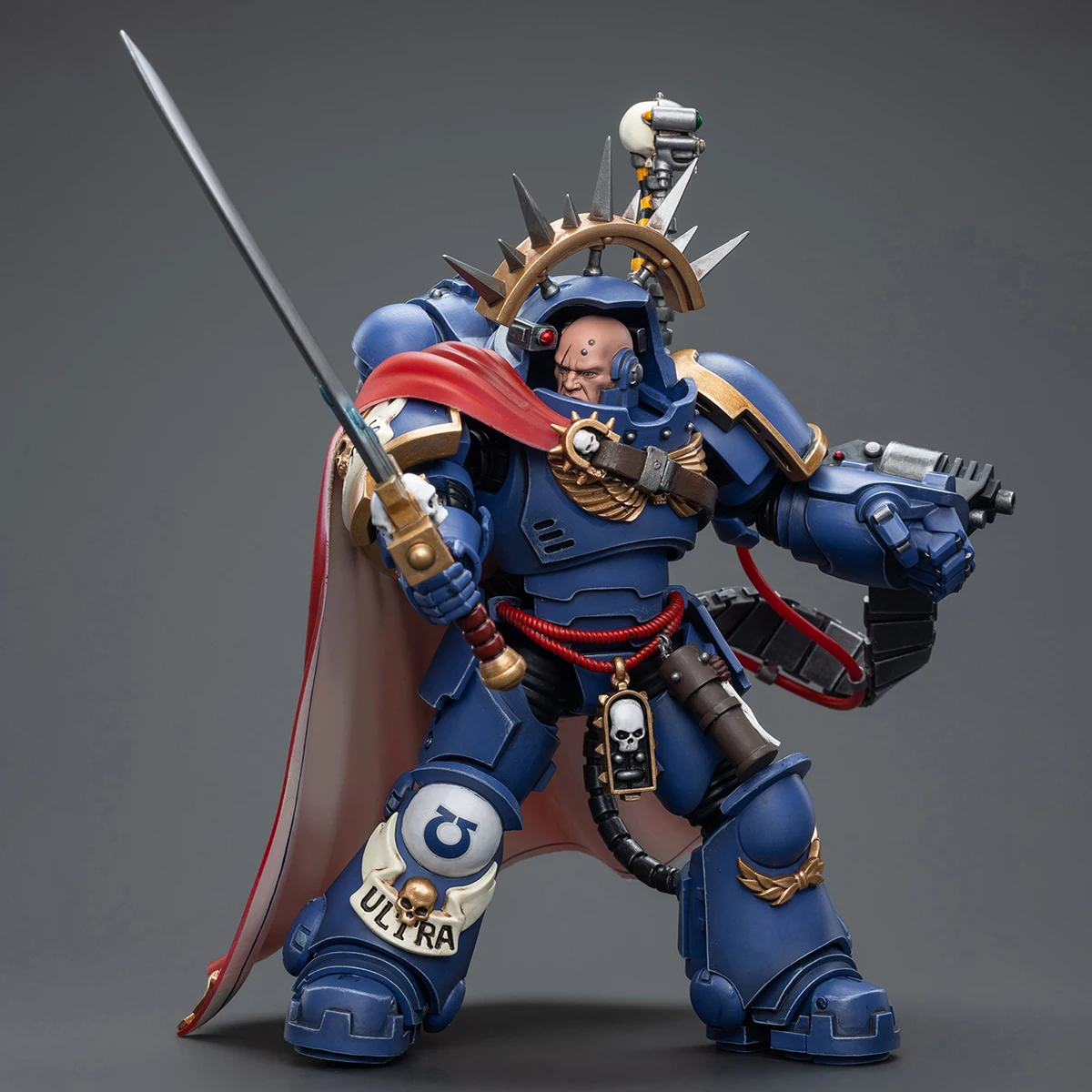 HIPLAY JOYTOY Warhammer 40K 1/18 Ultramarines Captain in Gravis Armor Action Figure