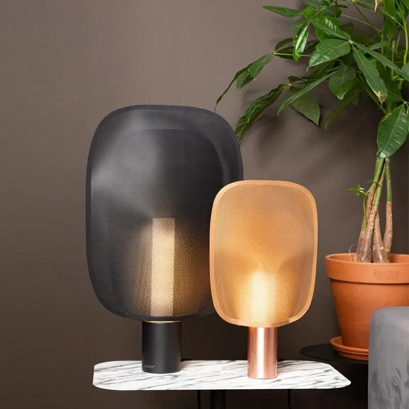 Nordic Modern Minimalist Desk Lamp Creative Simple Table Light for Living Room Bedroom Study Personalized Home Decor Lighting