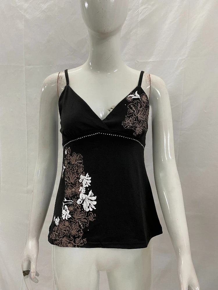 

2025 Millennium style elegant slim fit antique style retro printed chest strap sleeveless vest fashion Y2K emo
