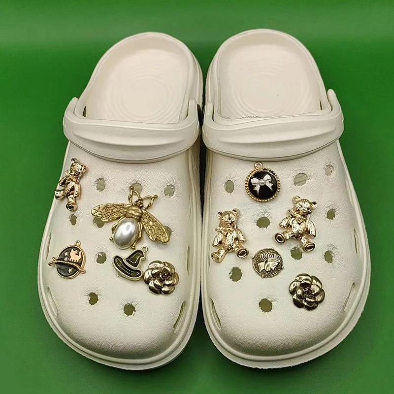 Bear And Cicada Shoe Charm DIY Shoe Decorations Button Accessories for Bogg Bag Slides Sandals Clogs Kids Gifts