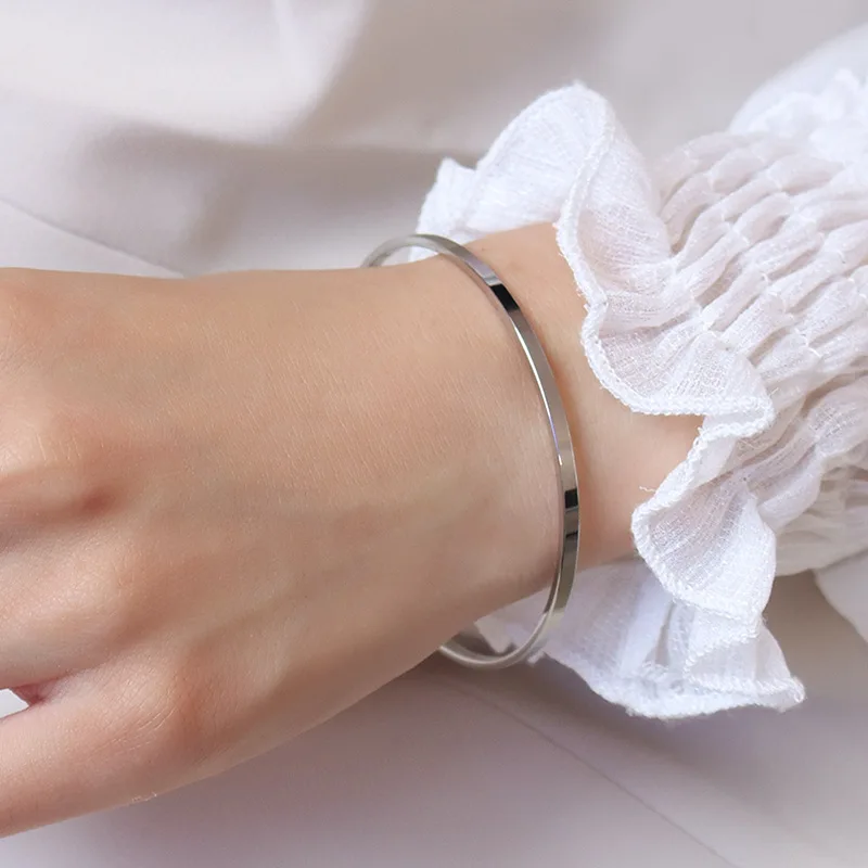 Classic Flat Stainless Steel PVD Gold Rose Gold Color Waterproof 2mm Thin Bracelet Fashion Accessories New Year Gift For Women
