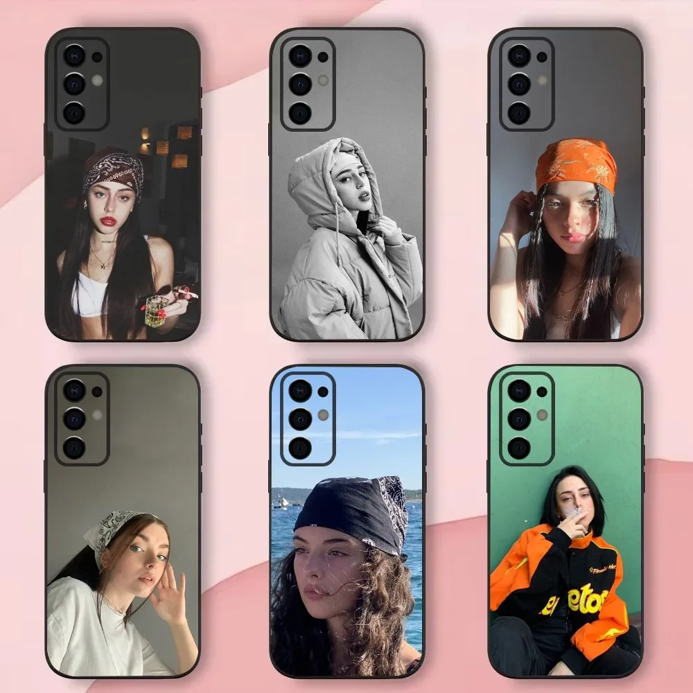 Singer N-Nicki Nicole Phone Case For Samsung S24,S21,S22,S23,S30,Ultra,S20,Plus,Fe,Lite,Note,10,9,5G Black Soft Shell