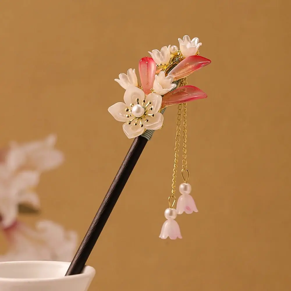 Ethnic Chinese Style Flower Hair Sticks Handmade with Tassel Wooden Hair Clips Vintage Hair Fork Hair Chopsticks