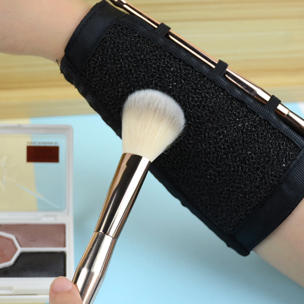 1Pc Sturdy Makeup Brush Cleaner Arm Band Makeup Remover Practical Cleaner for Makeup Lovers and Beginners