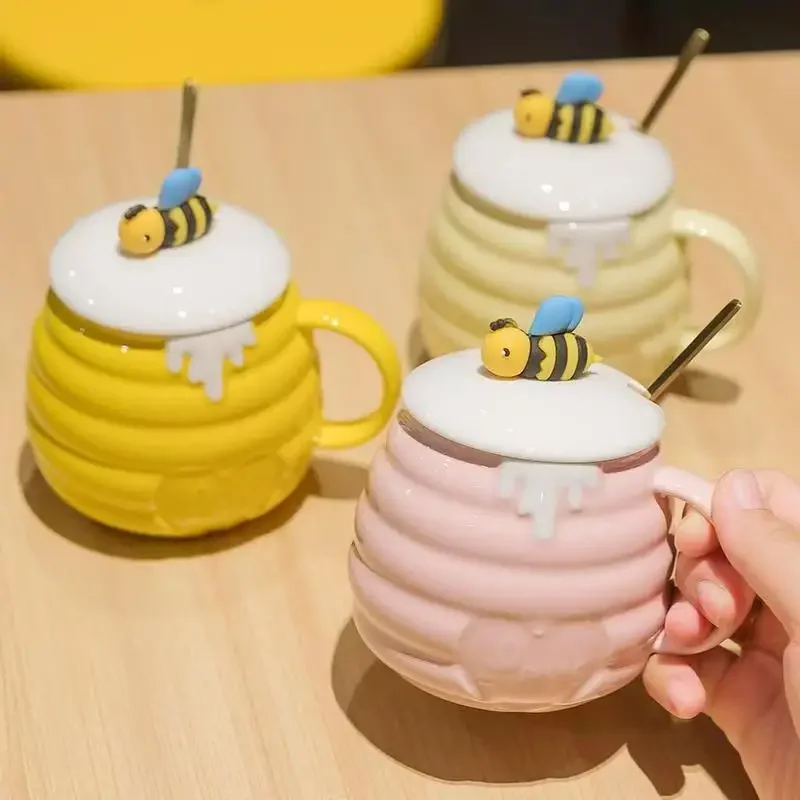 

Kawaii Bee Ceramic Mug Mixing Coffee Milk Water Cup Household Breakfast Cups Creative Design Ceramic Mugs Drinkware for Party