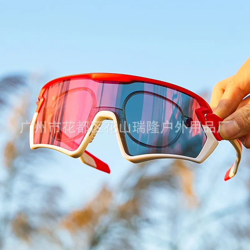 Polarized cycling glasses men and women, suitable for road and mountain biking, offering wind protection