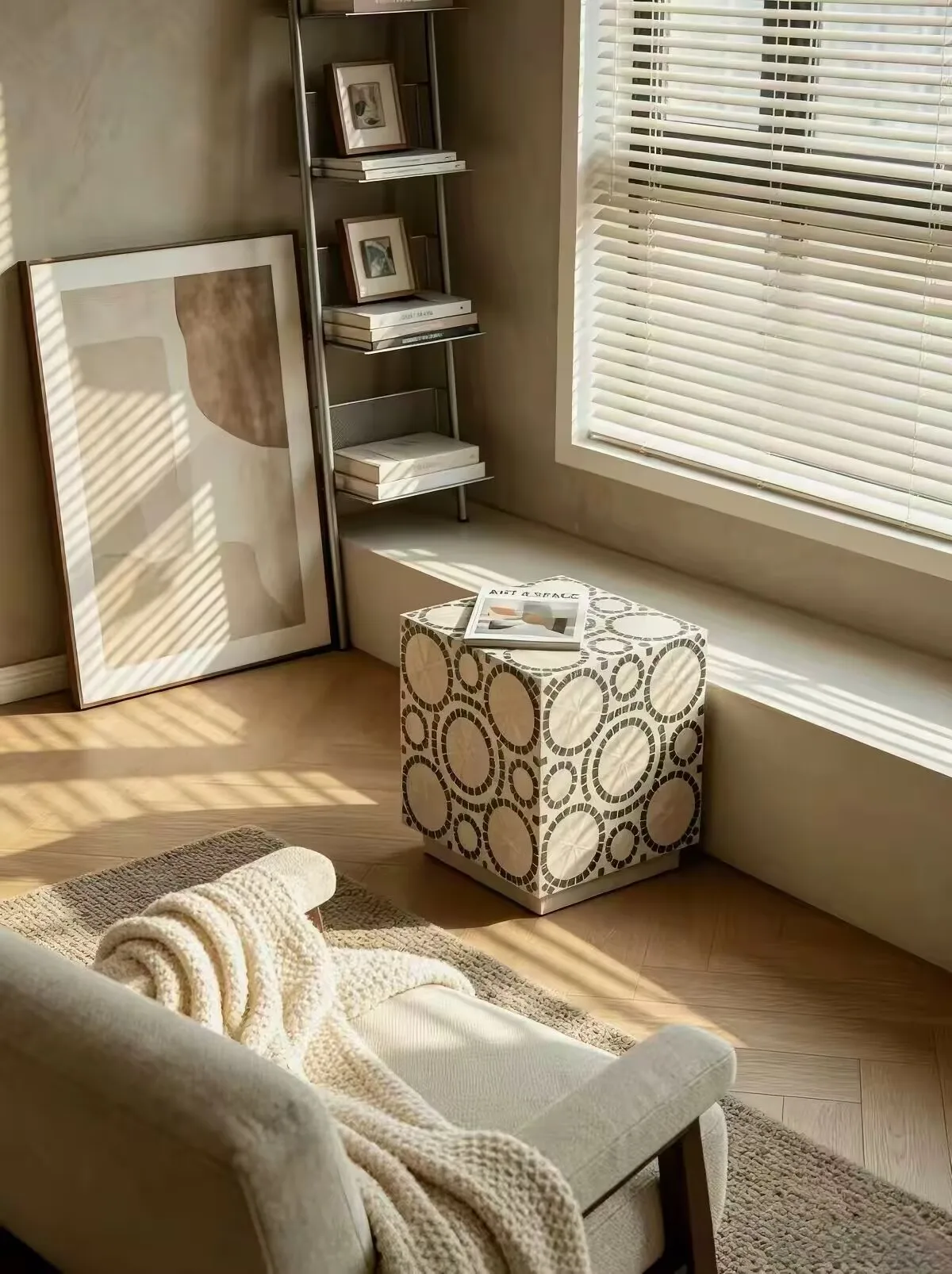 Home Furniture Creative Living Room Sofa Shell Side Table Bedroom Nightstand Balcony Leisure Tea Table Simple Small Corner Table
