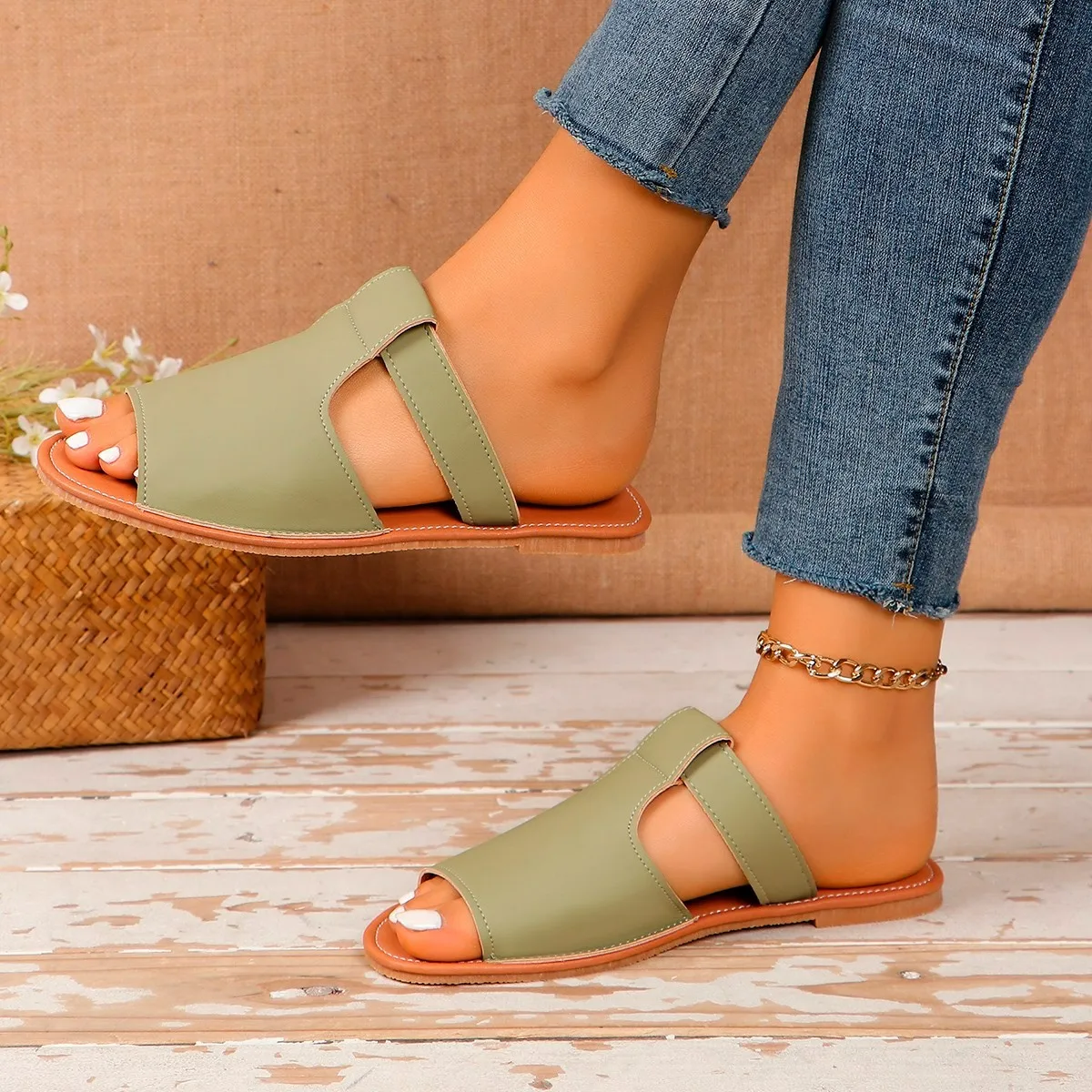 2025 spring/summer fashion new large size women flat small sandals temu solid color beach sandals