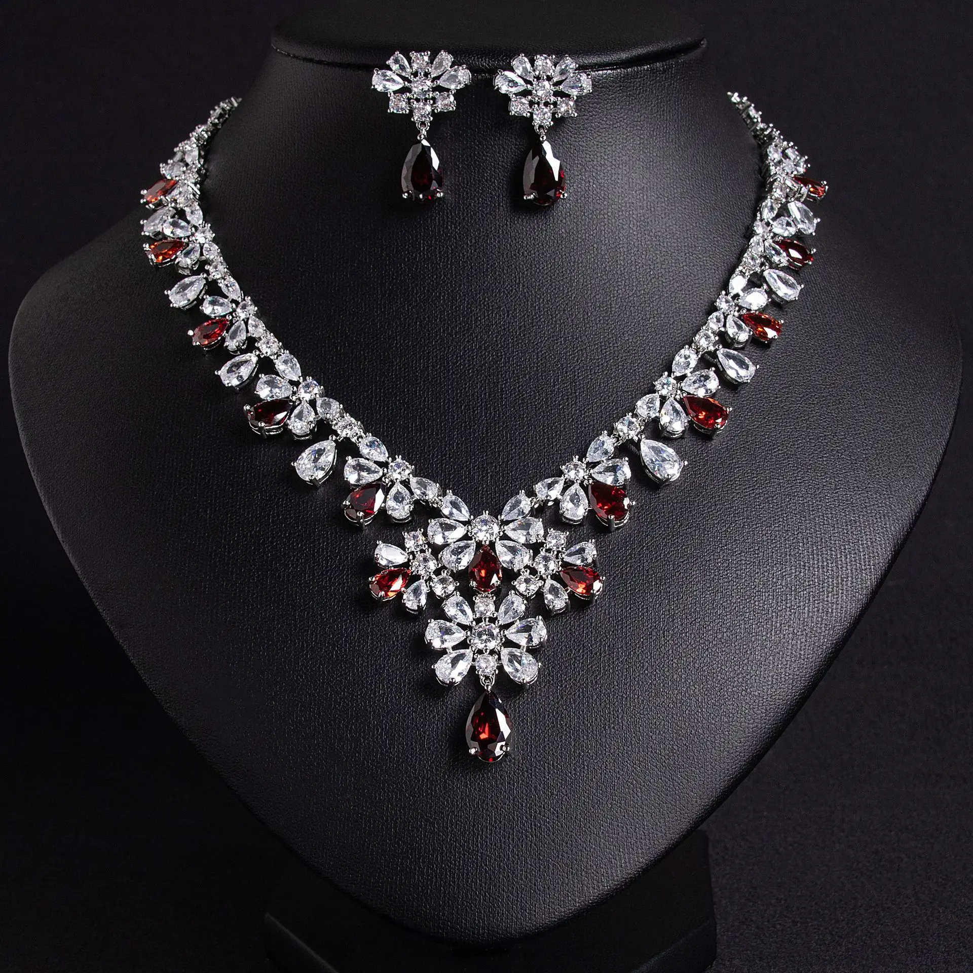 Luksusowy zestaw biżuterii ślu – Indian Wedding Supply recenzja i cena